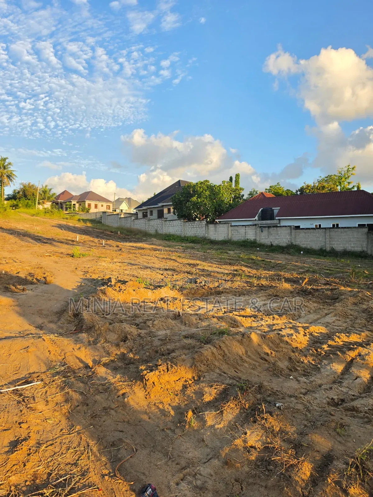 Plot For.Sale Madale Kwa Kawawa in Goba
