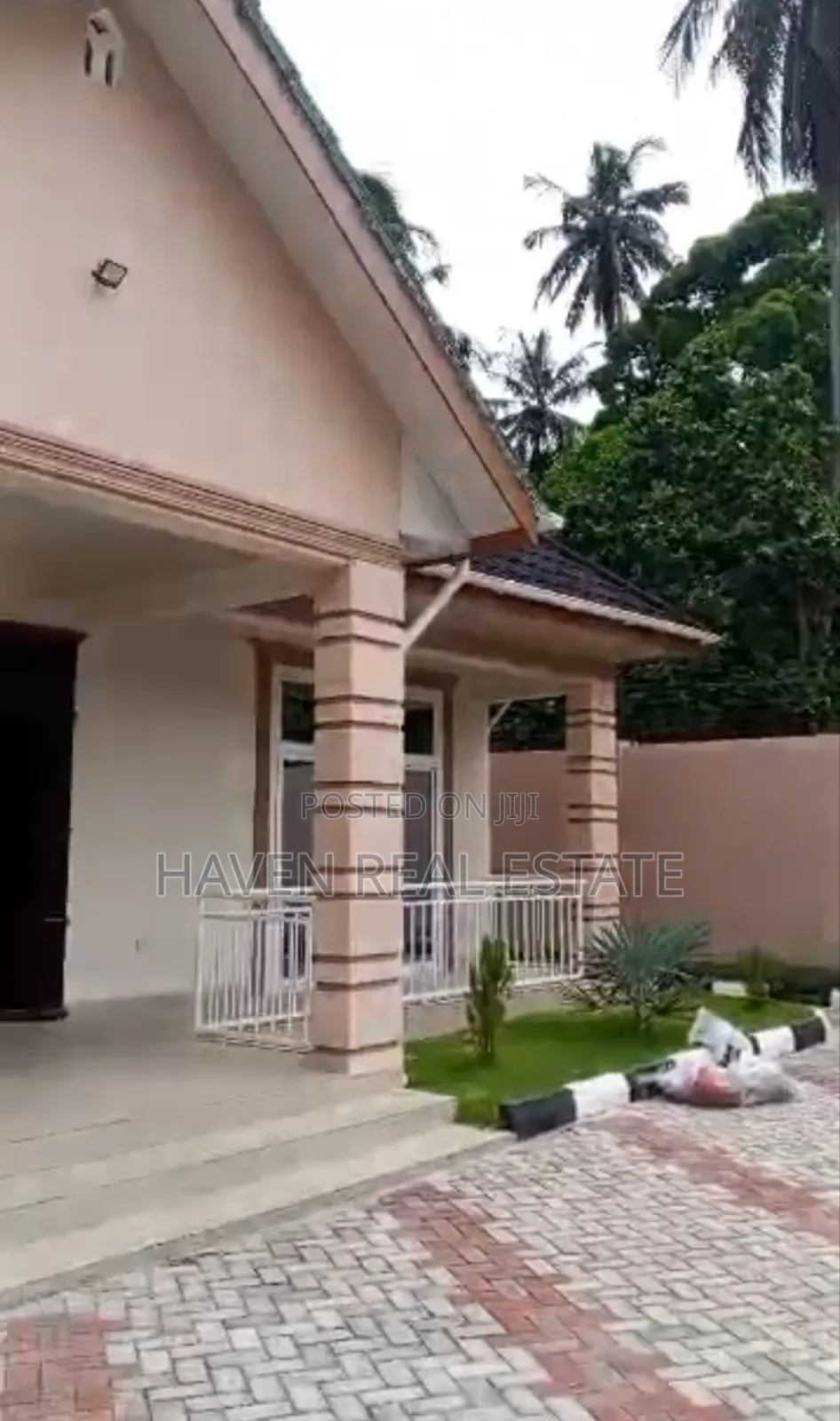 2bdrm Apartment in Mjini for rent in Mjini