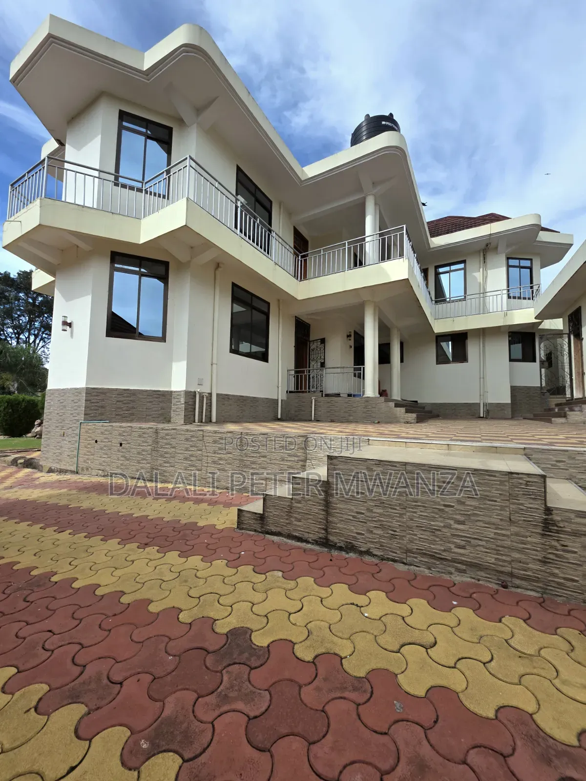 5bdrm Apartment in Rock City, Ilemela Ward for sale in Ilemela Ward