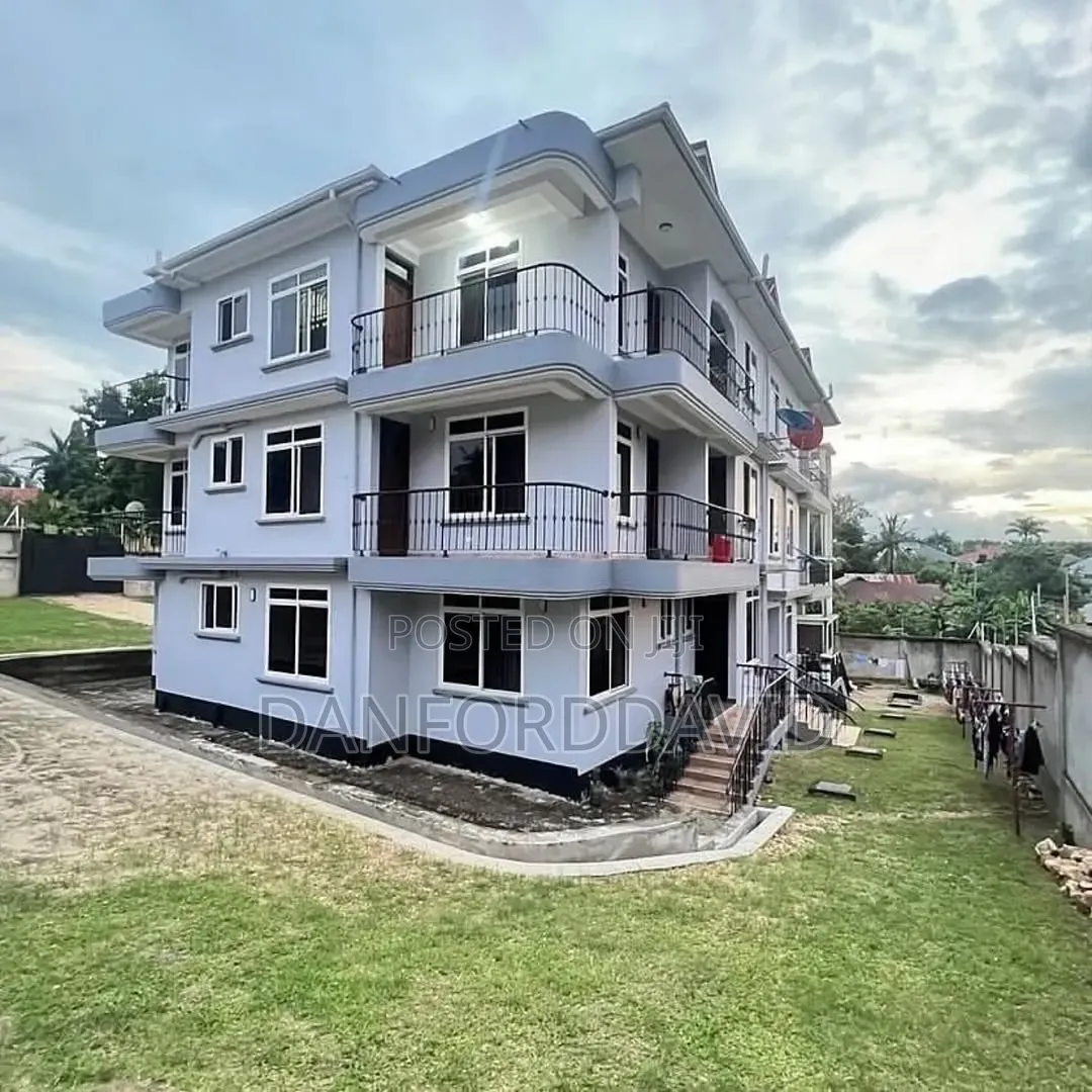 5bdrm House in Kahwa Real Estate, Mbezi Beach for sale in Mbezi Beach