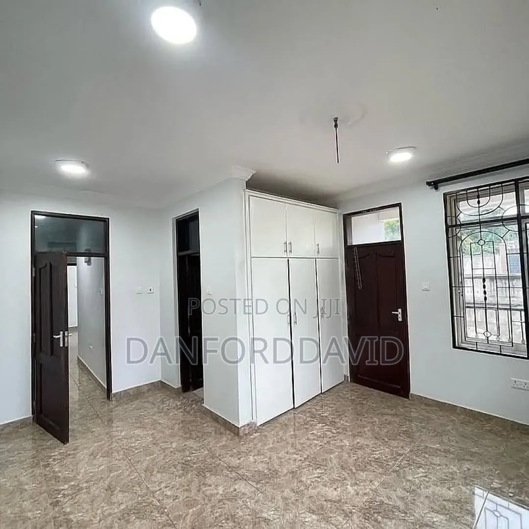 5bdrm House in Kahwa Real Estate, Mbezi Beach for sale in Mbezi Beach