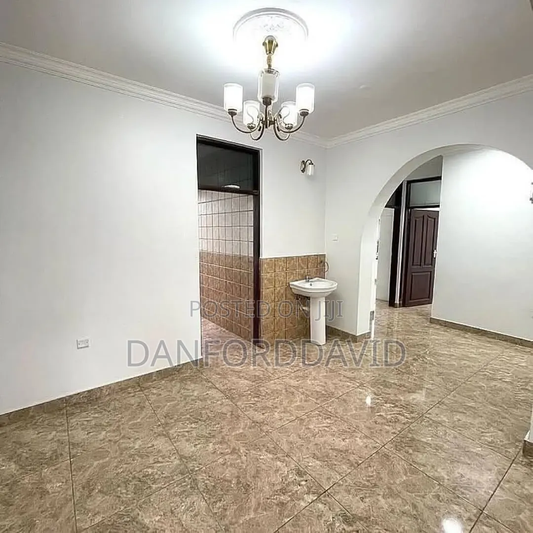 5bdrm House in Kahwa Real Estate, Mbezi Beach for sale in Mbezi Beach
