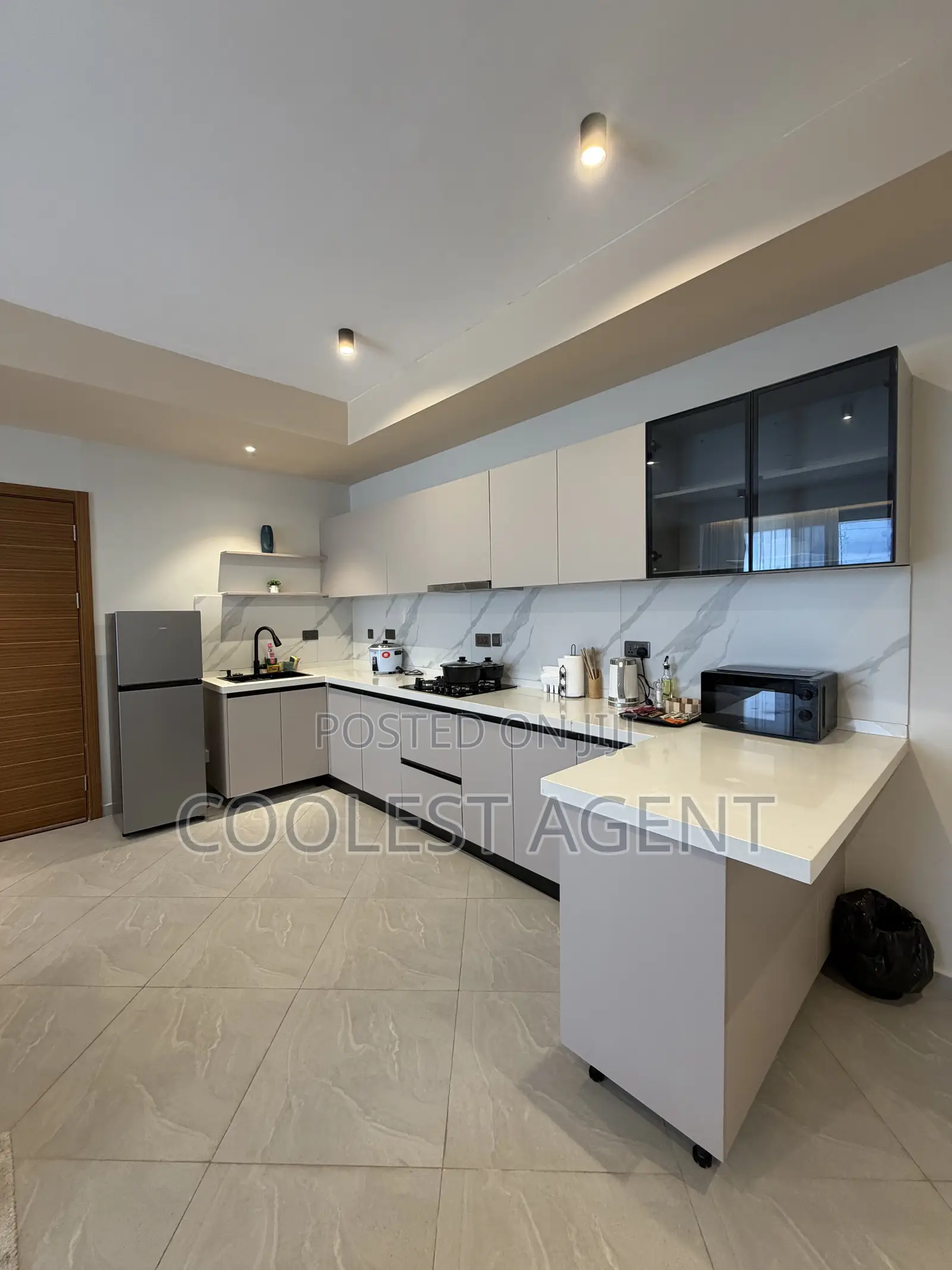 Furnished 2bdrm Apartment in Coolest Estate, Masaki for sale in Masaki