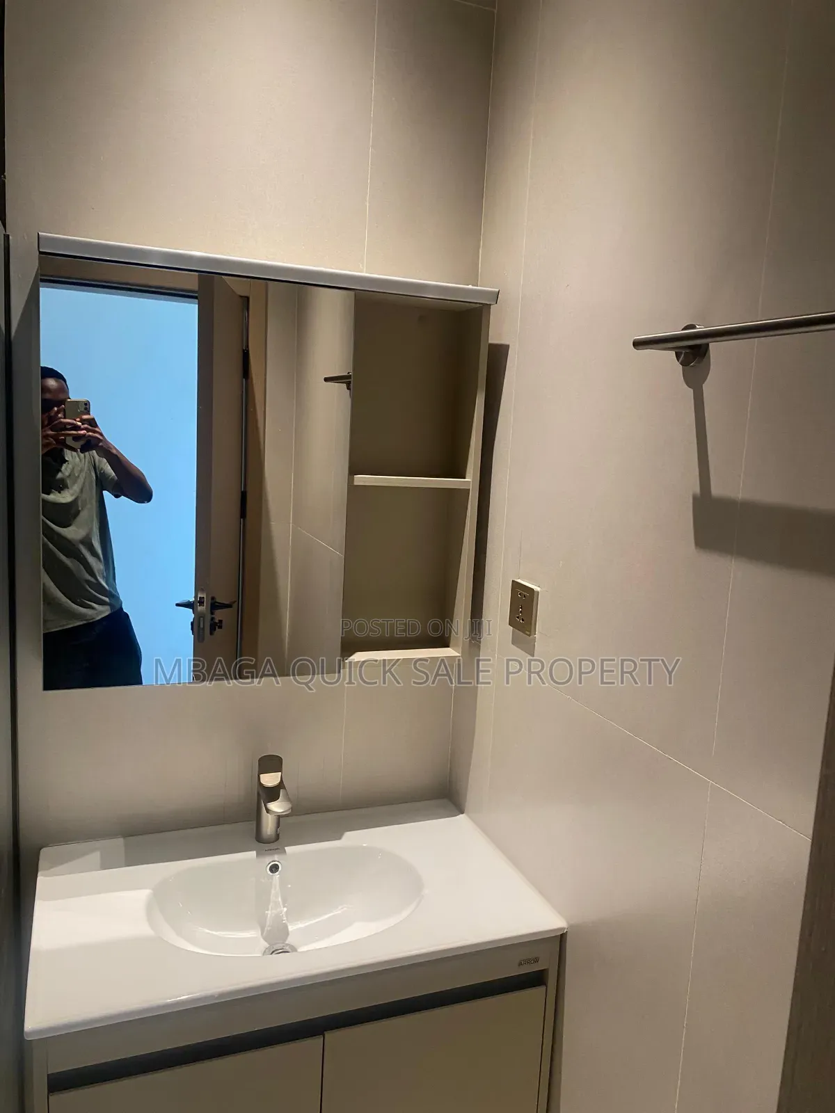 Furnished 3bdrm Apartment in Masaki for sale in Masaki