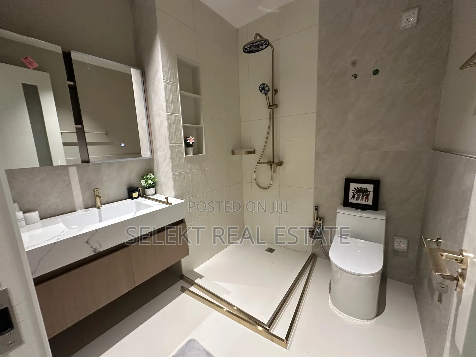Furnished 3bdrm Apartment in Masaki for sale in Masaki