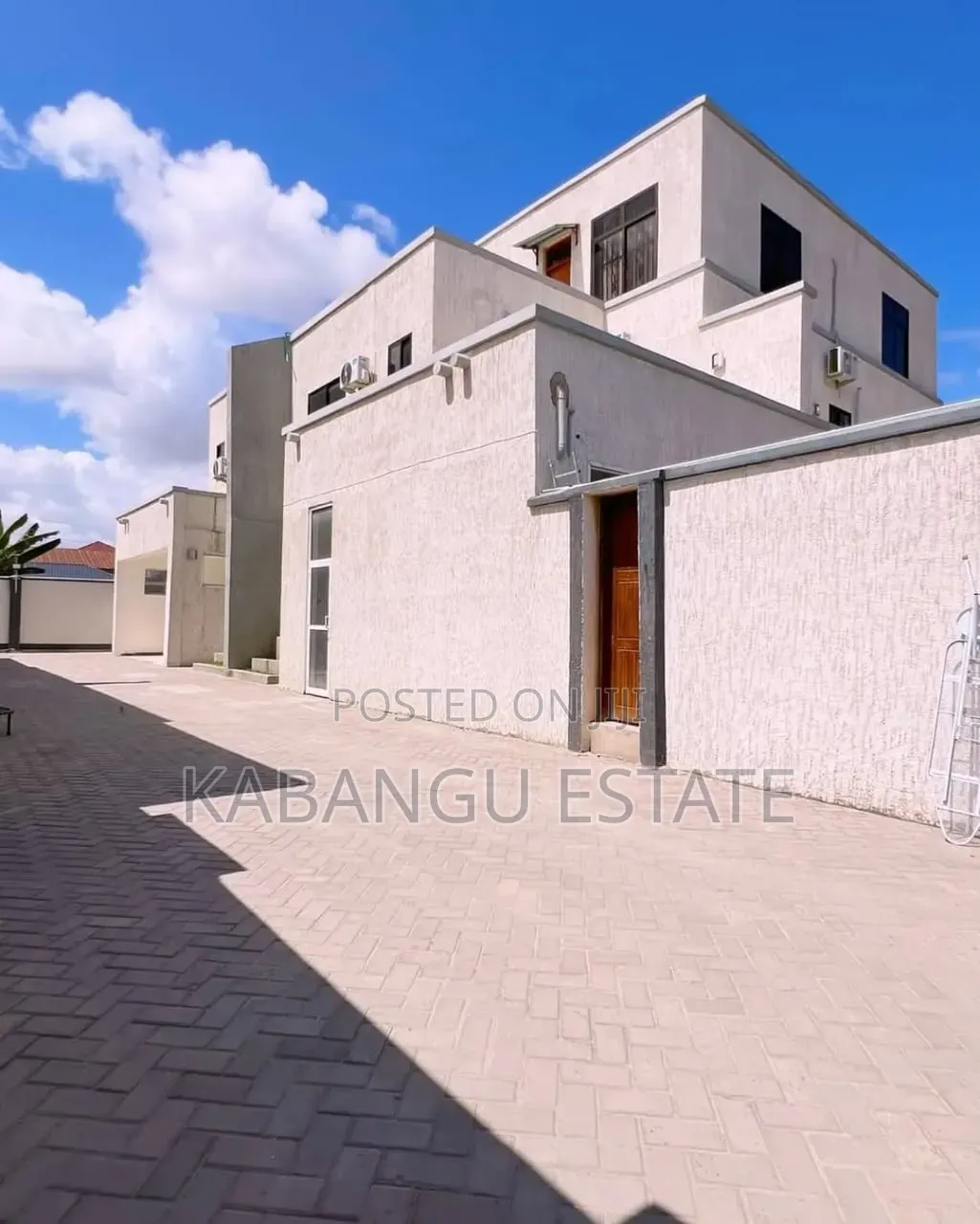 4bdrm Villa in Mikocheni for rent in Mikocheni