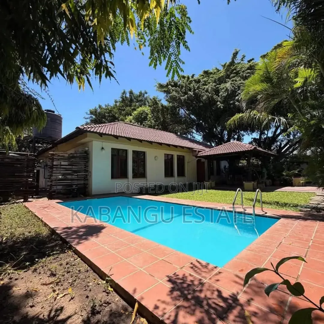 Furnished 4bdrm Villa in Oysterbay for rent in Oyster Bay