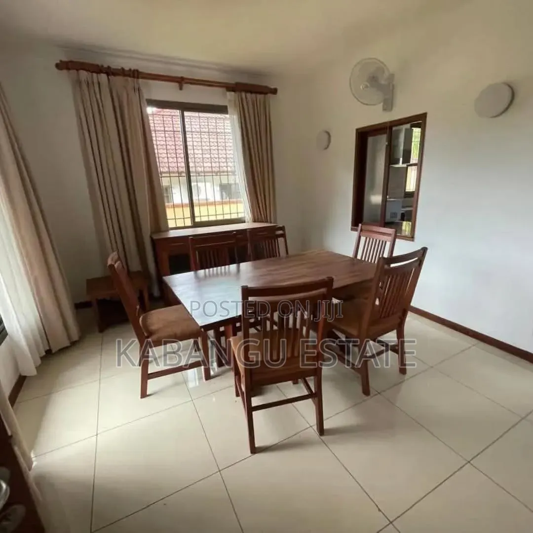 Furnished 4bdrm Villa in Oysterbay for rent in Oyster Bay