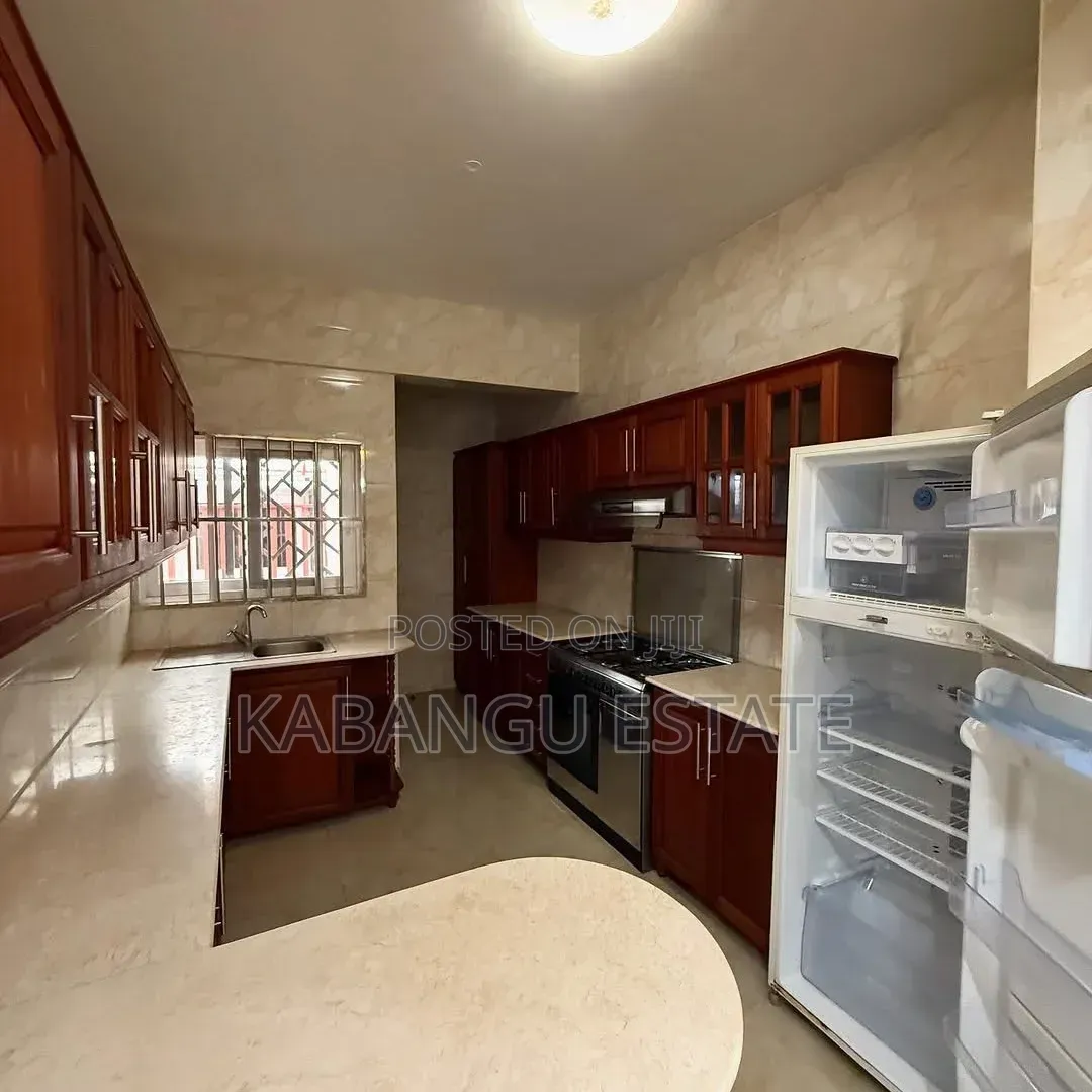 Furnished 3bdrm Villa in Oysterbay for rent in Oyster Bay