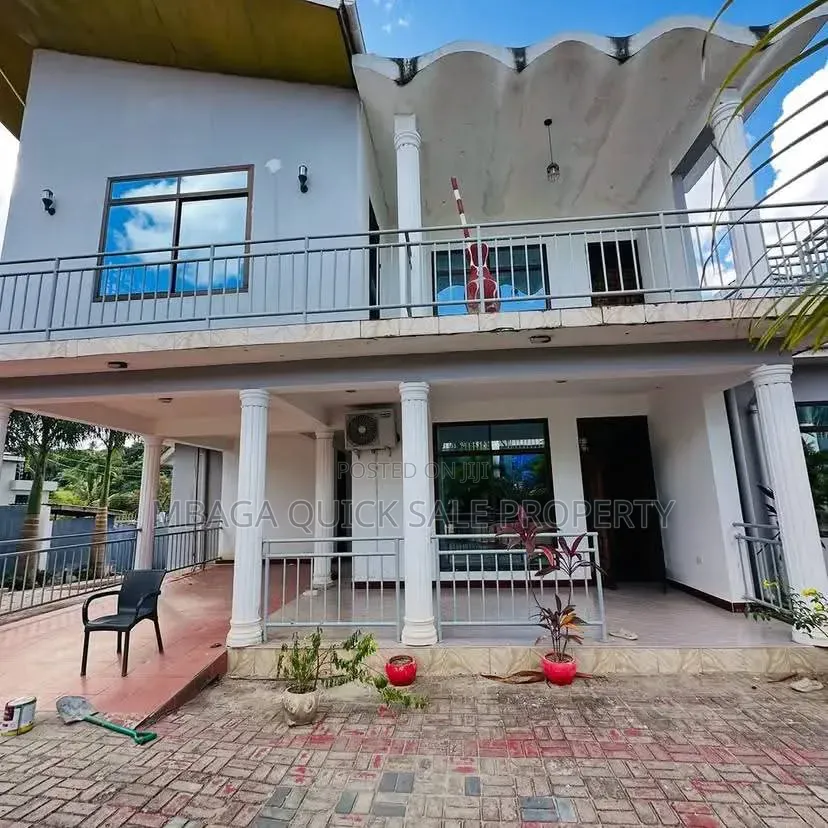 5bdrm Apartment in Tabata Majumba Sita for rent in Tabata