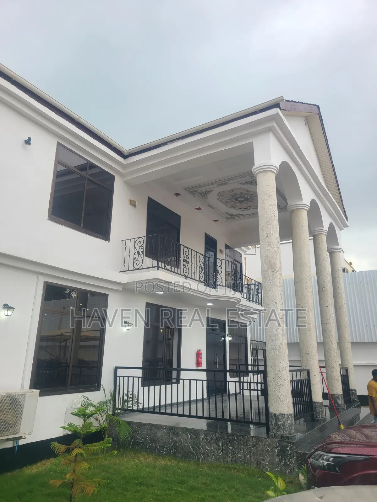Furnished 4bdrm Villa in Masaki for rent in Masaki