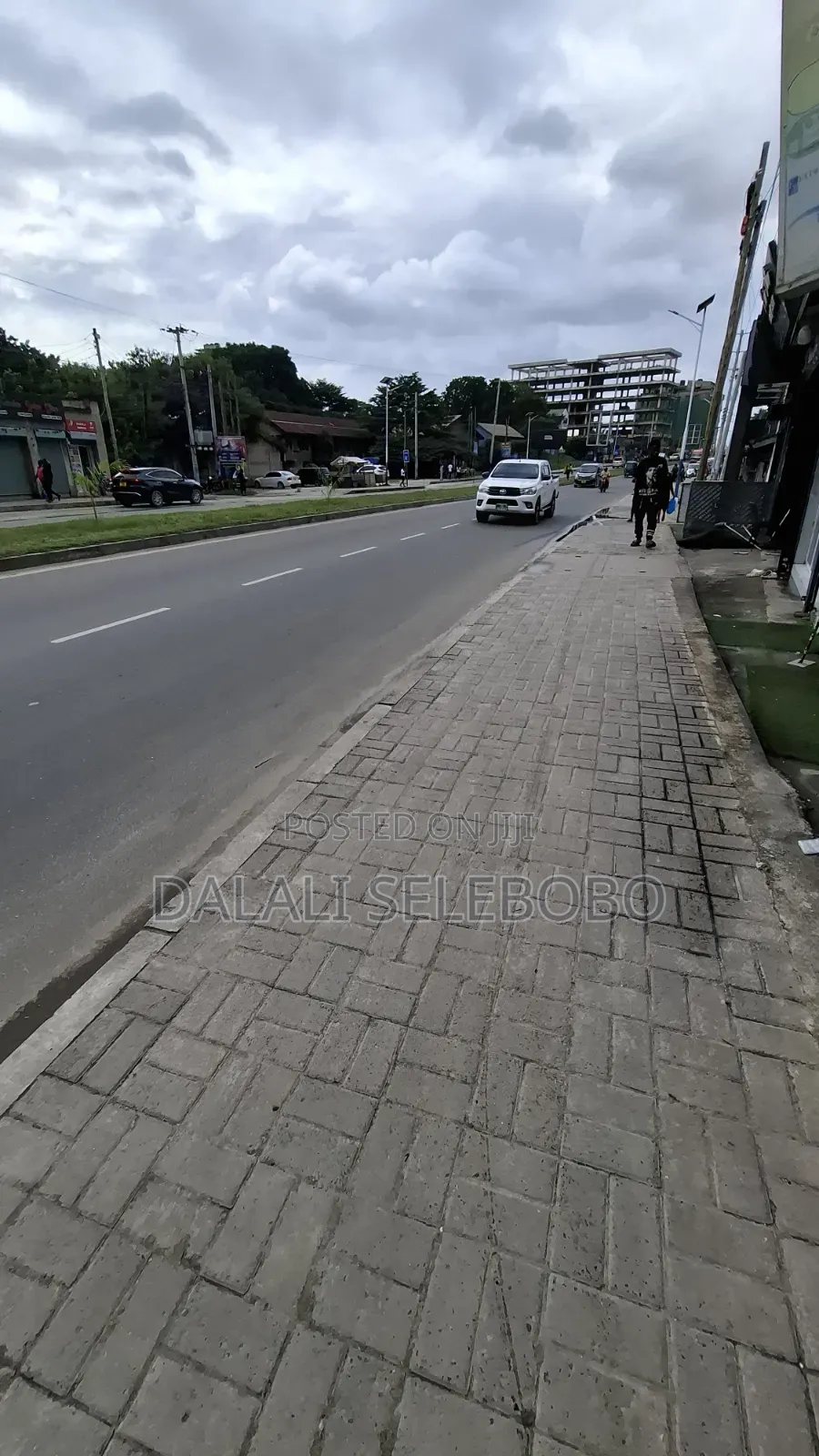 Frem It Look Tarmac Sinza Kwa Manyola in Sinza