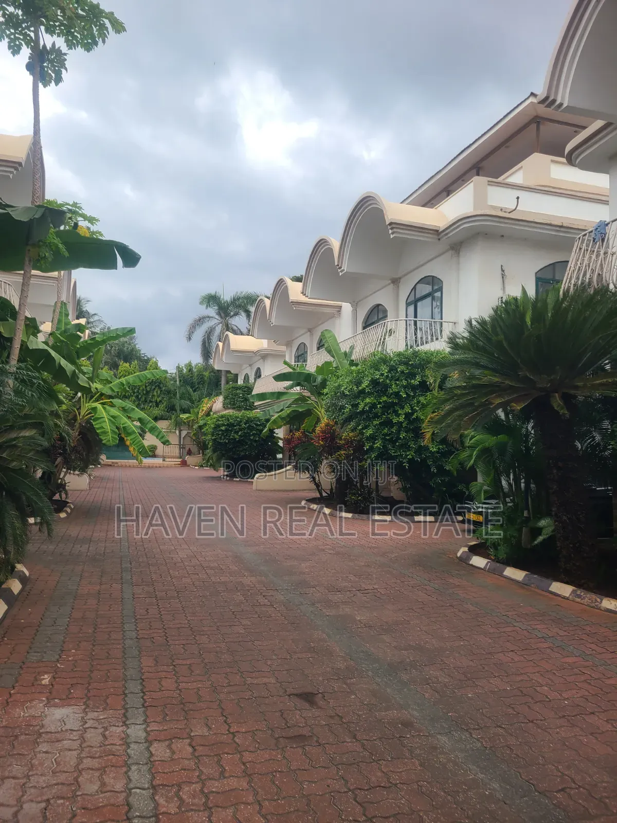 Furnished 3bdrm Villa in Oyster Bay for rent in Oyster Bay