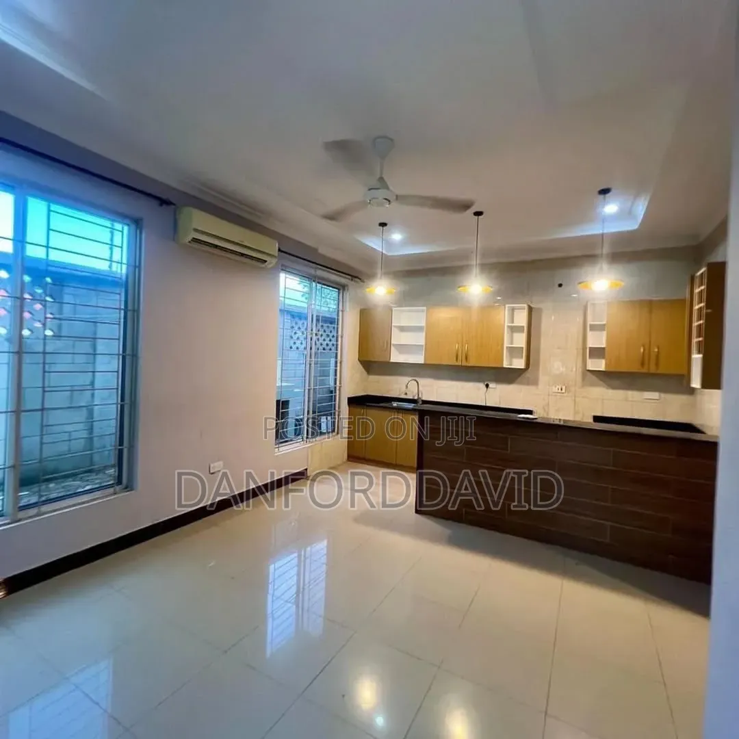 3bdrm Apartment in Kahwa Real Estate, Kunduchi for rent in Kunduchi