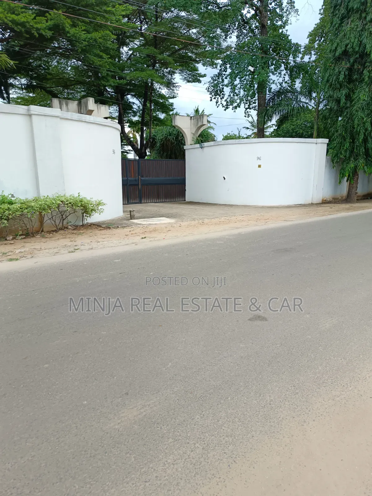 Plot for Sale in Prime Area in Oysterbay Dar Es Salaam in Oyster Bay