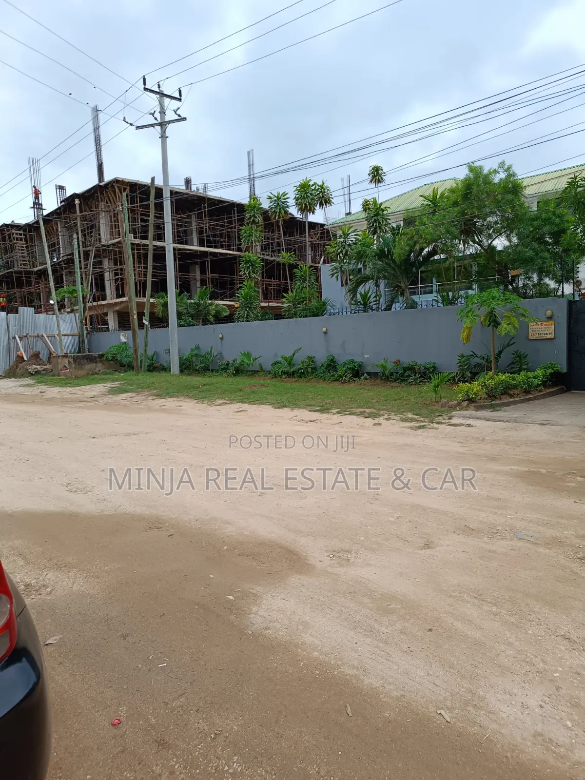 Plot for Sale in Masaki With the Building Inside the Compound in Masaki