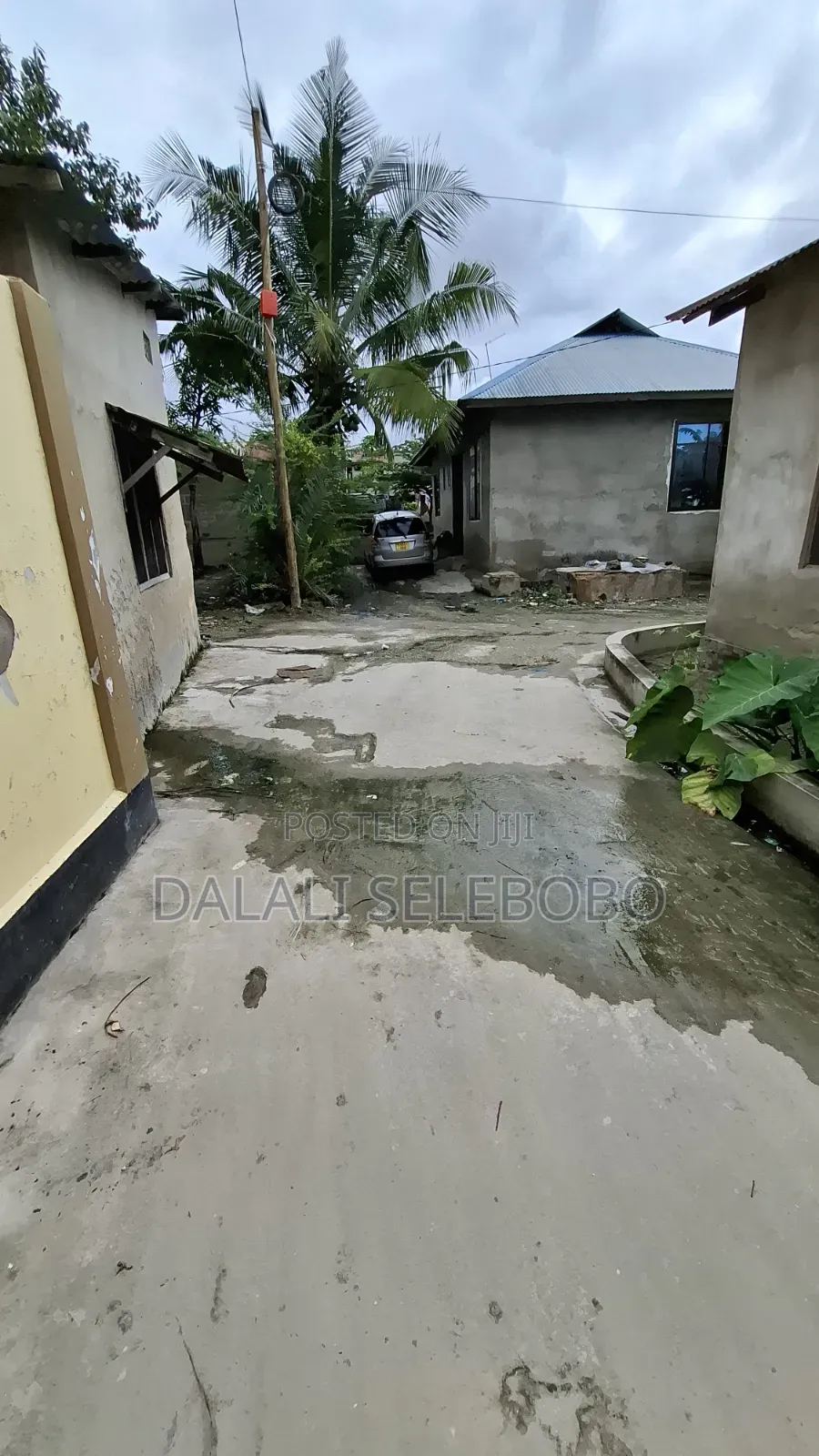 4bdrm Bungalow in Mbezi Beach Makonde for sale in Mbezi Beach