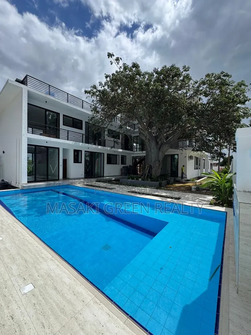 5bdrm Maisonette in Bahari Beach, Kunduchi for sale in Kunduchi