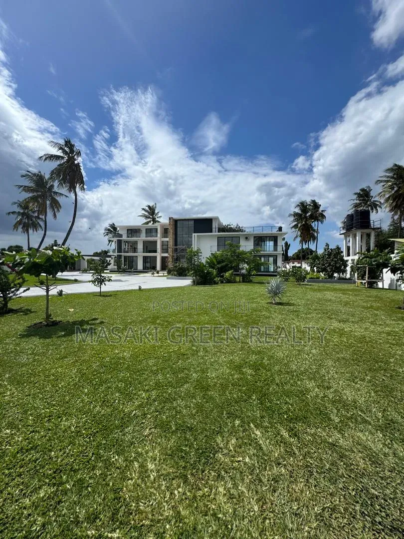 5bdrm Maisonette in Bahari Beach, Kunduchi for sale in Kunduchi