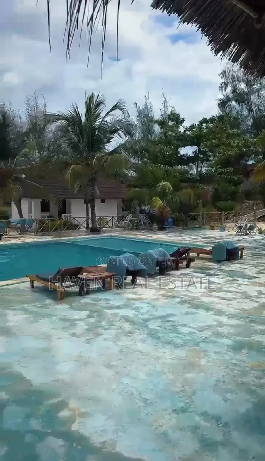 Beach Hotel for Rent at Zanzibar in Kaskazini B