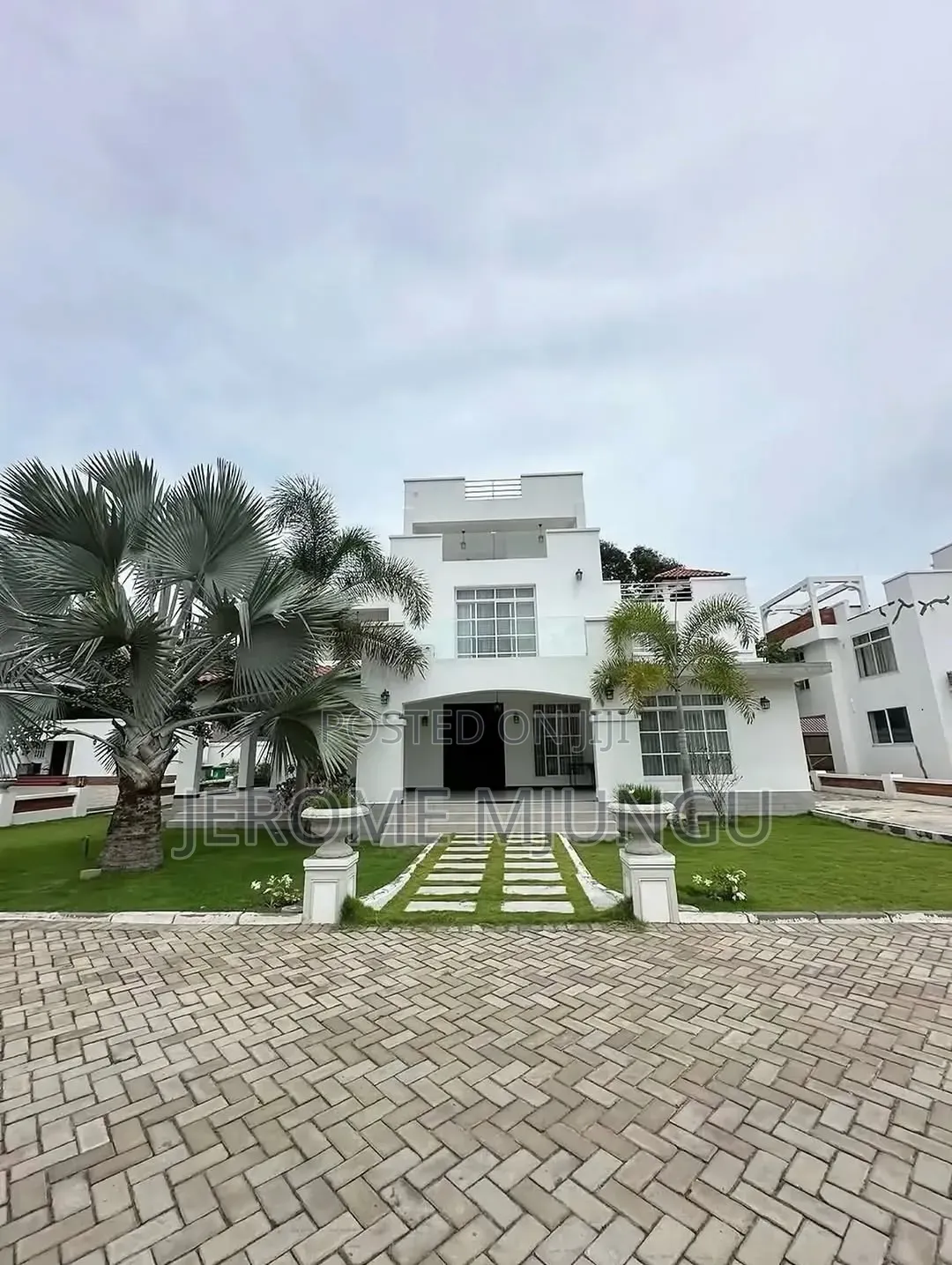 Furnished 5bdrm Villa in Mikocheni for rent in Mikocheni
