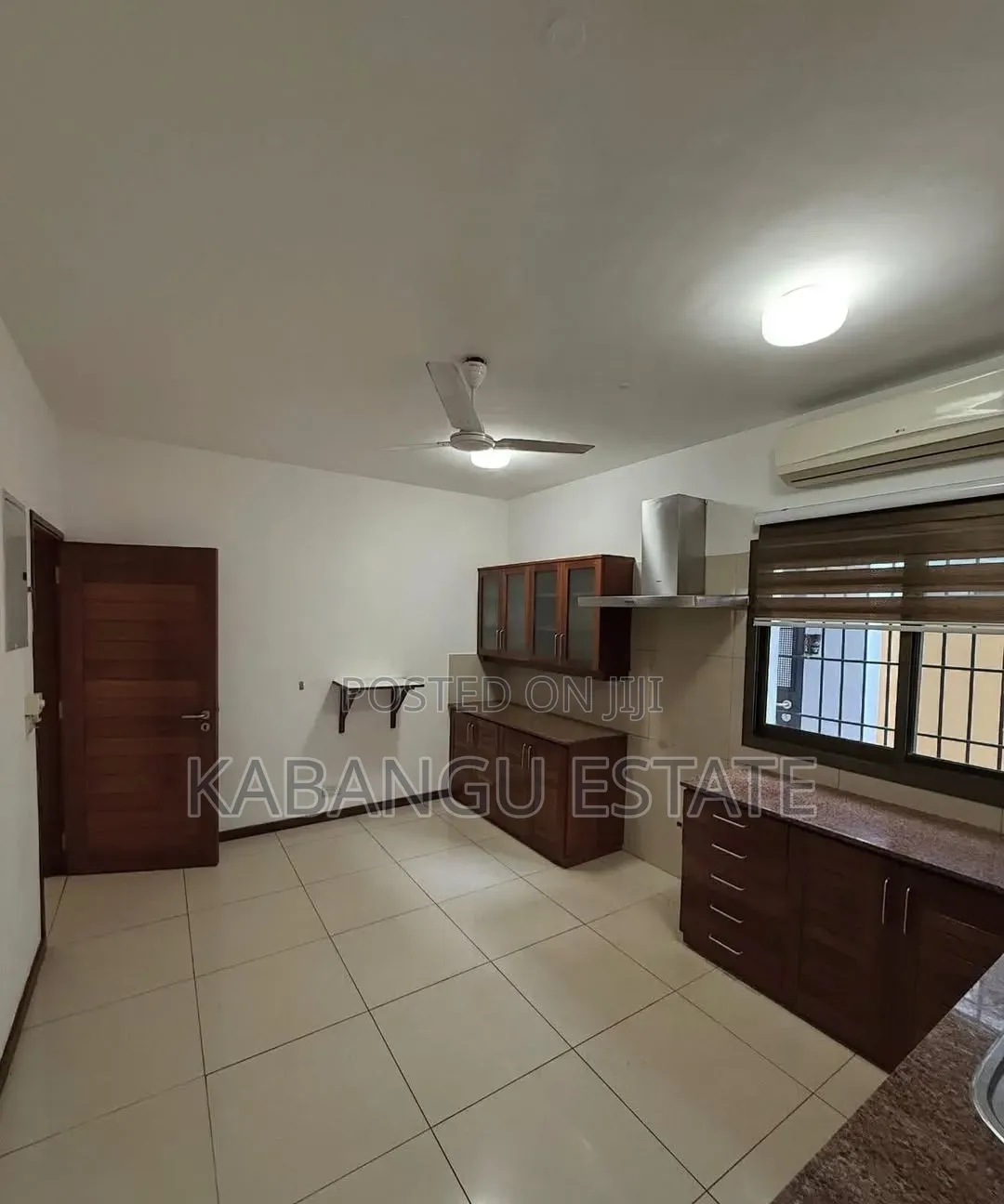 4bdrm Villa in Oysterbay for rent in Oyster Bay
