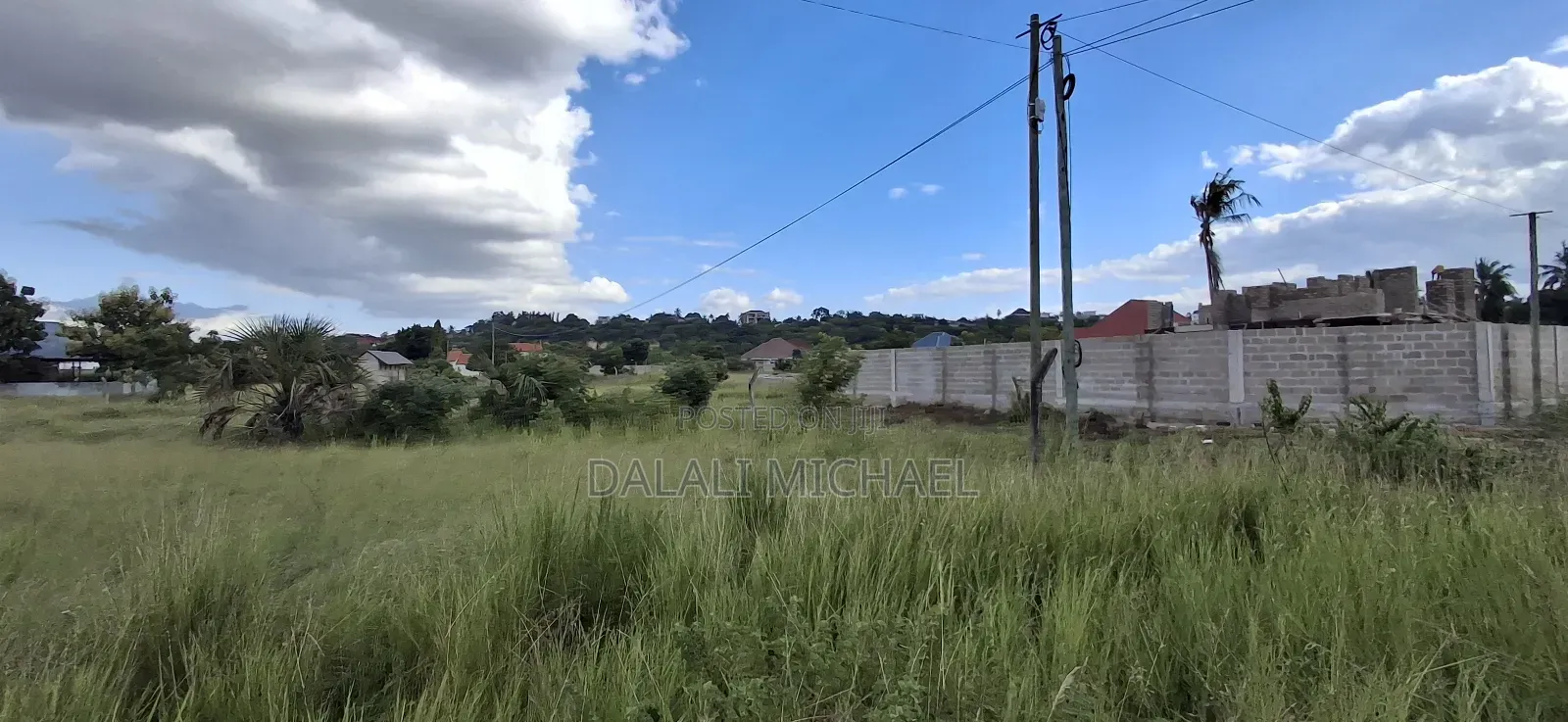 Kiwanja Kinauzwa Mbweni Mpiji in Mbweni