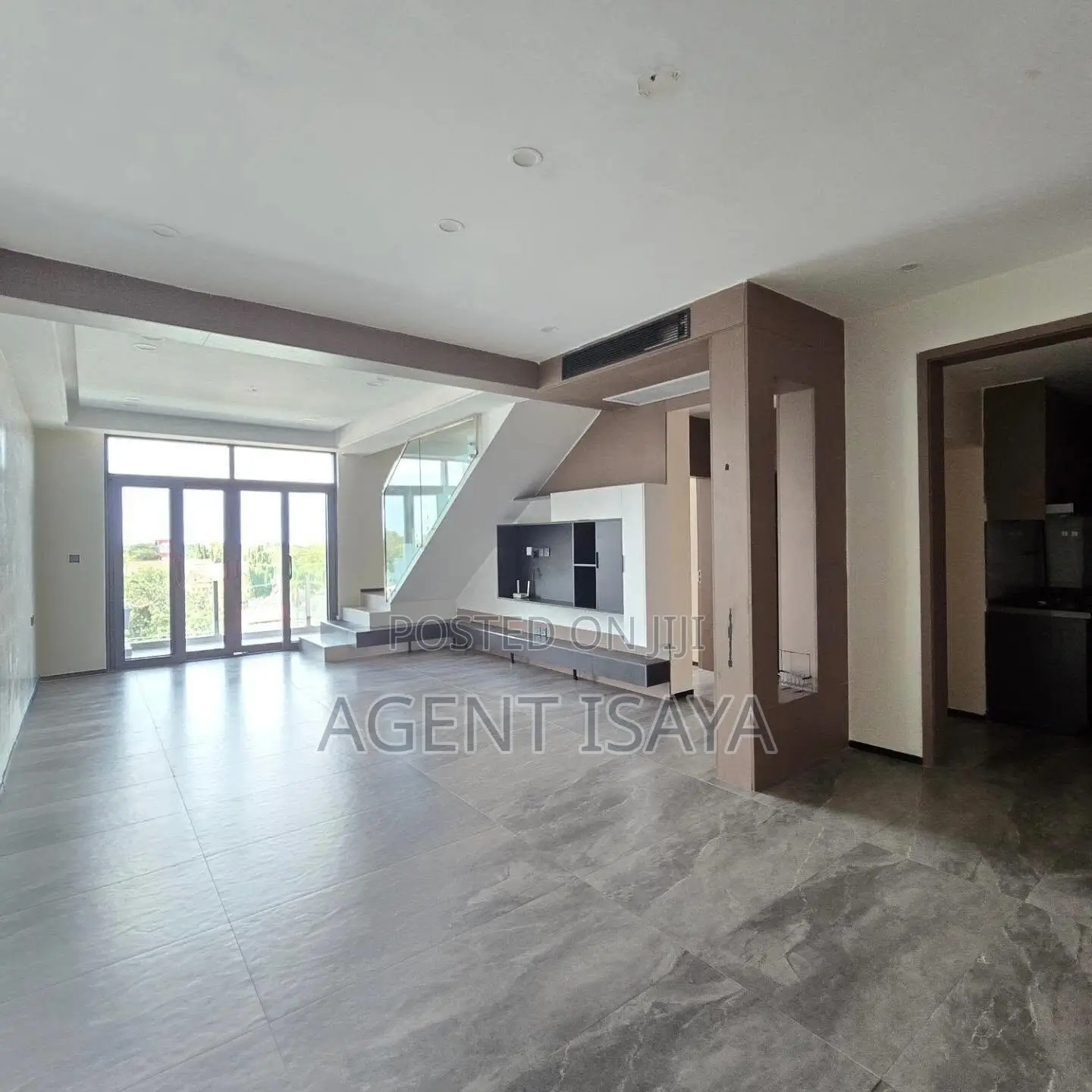 2bdrm Apartment in Oyster Bay for rent in Oyster Bay