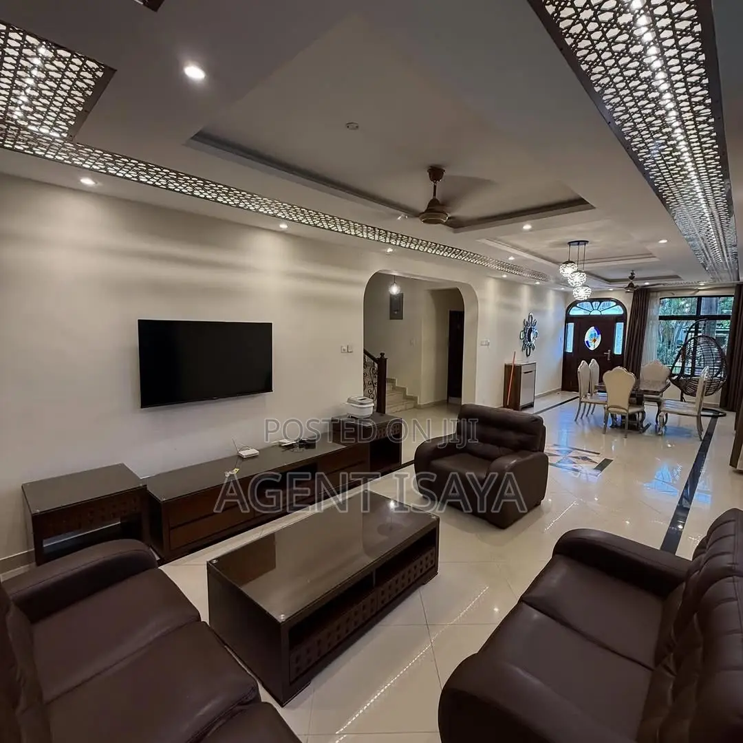 Furnished 4bdrm Apartment in Ada Estate for rent in Ada Estate