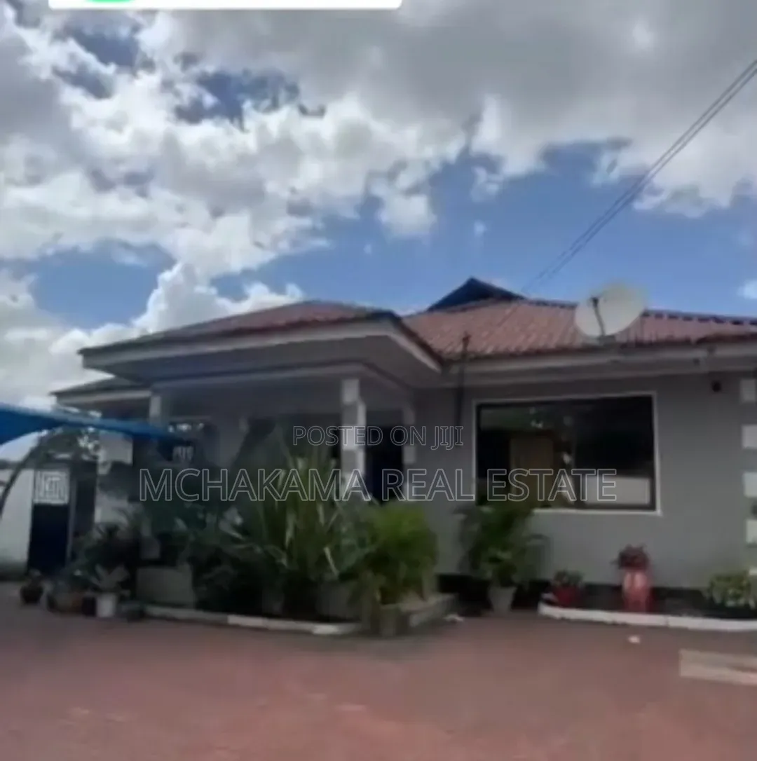 3bdrm House in Mchakama Real Estate, Ukonga for sale in Ukonga