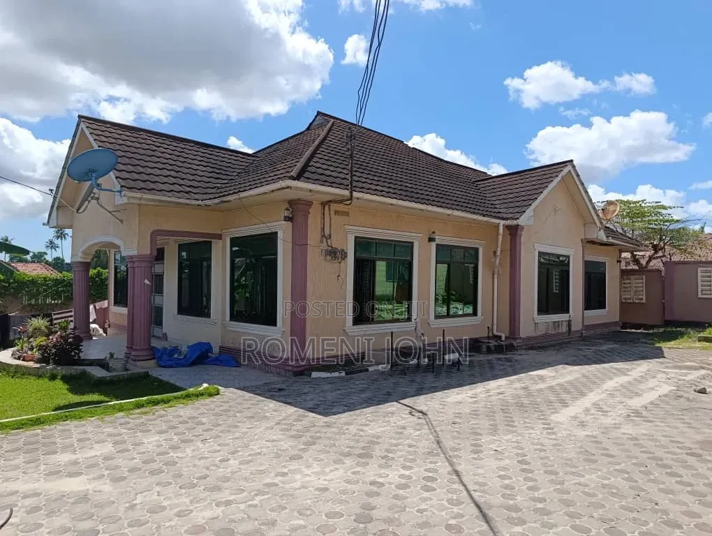 4bdrm House in Tanzania Daresalaam, Ilala for sale in Ilala
