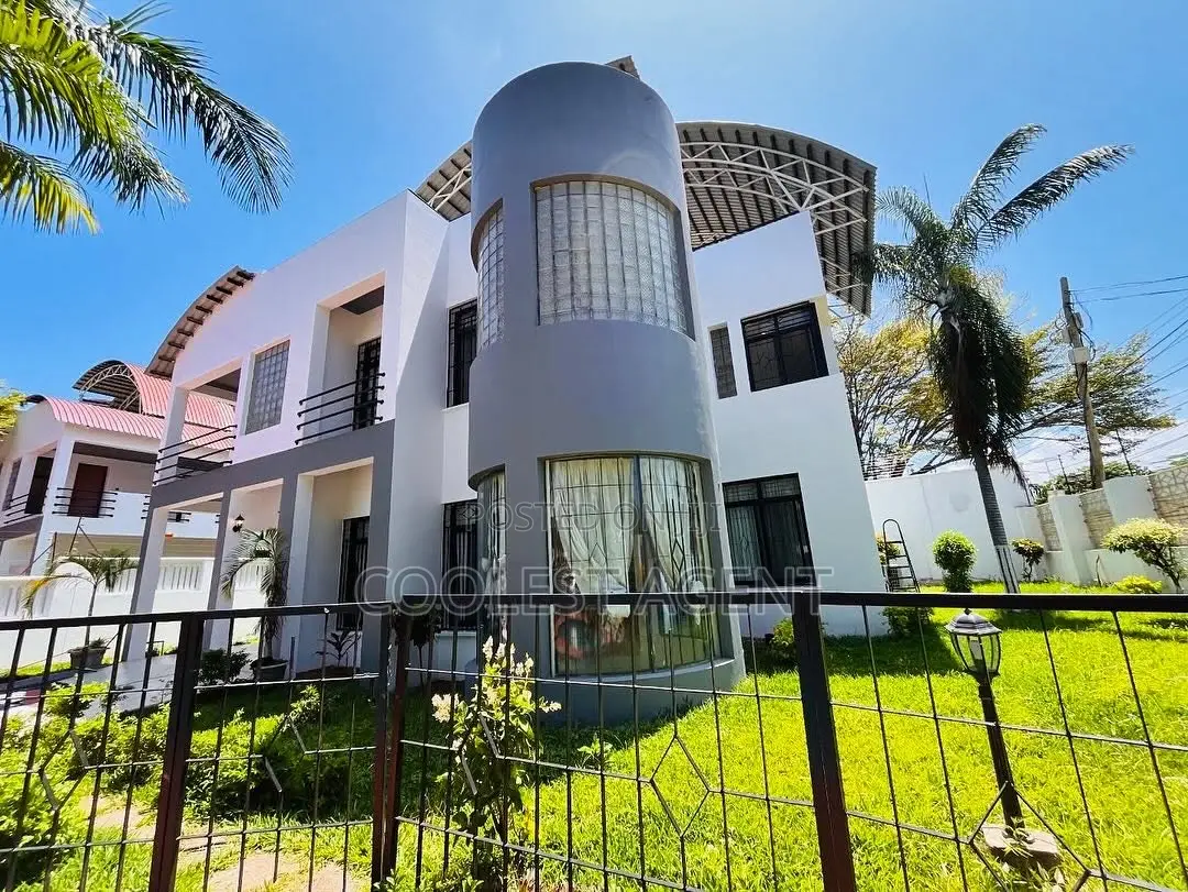 4bdrm Duplex in Coolest Estate, Masaki for rent in Masaki
