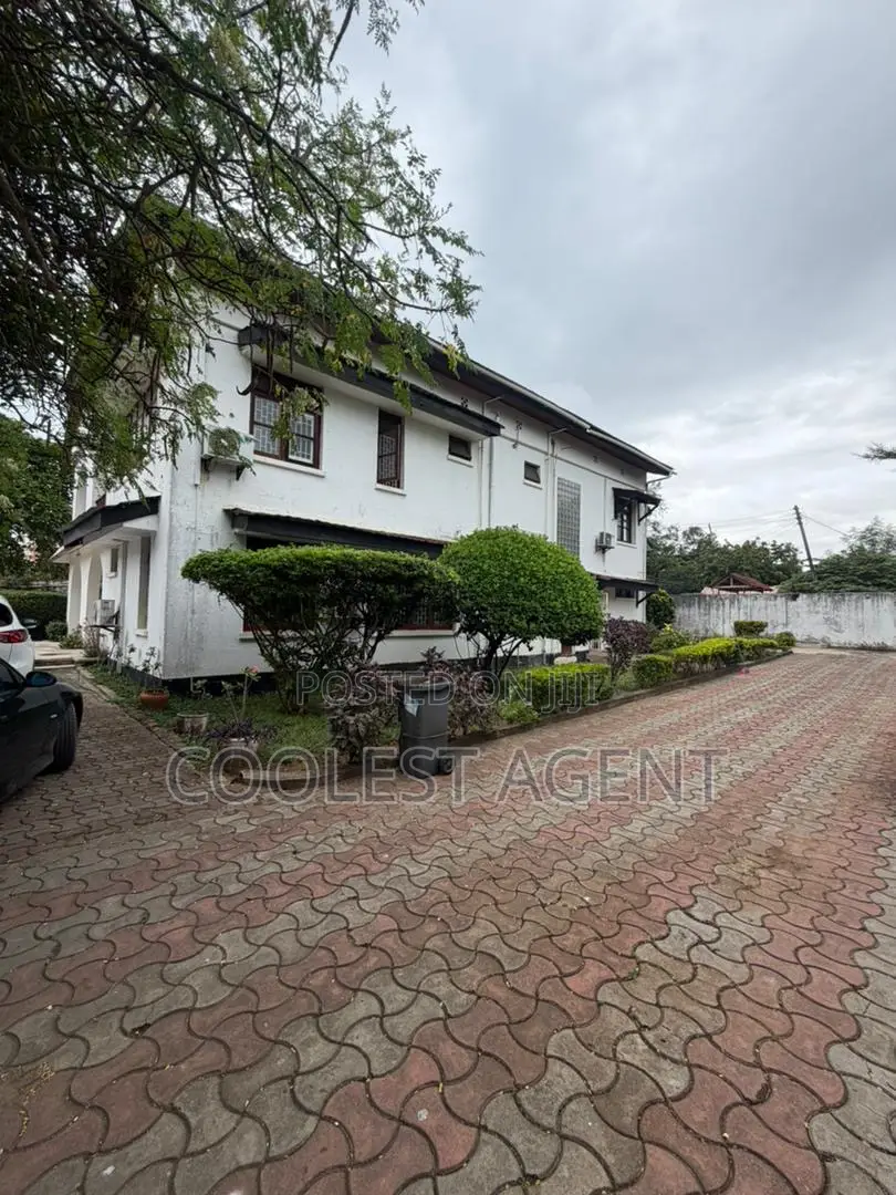 4bdrm House in Coolest Estate, Masaki for rent in Masaki