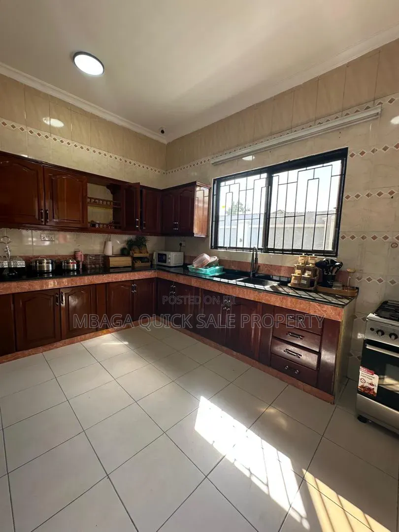 Furnished 5bdrm House in Mbezi Beach for rent in Mbezi Beach