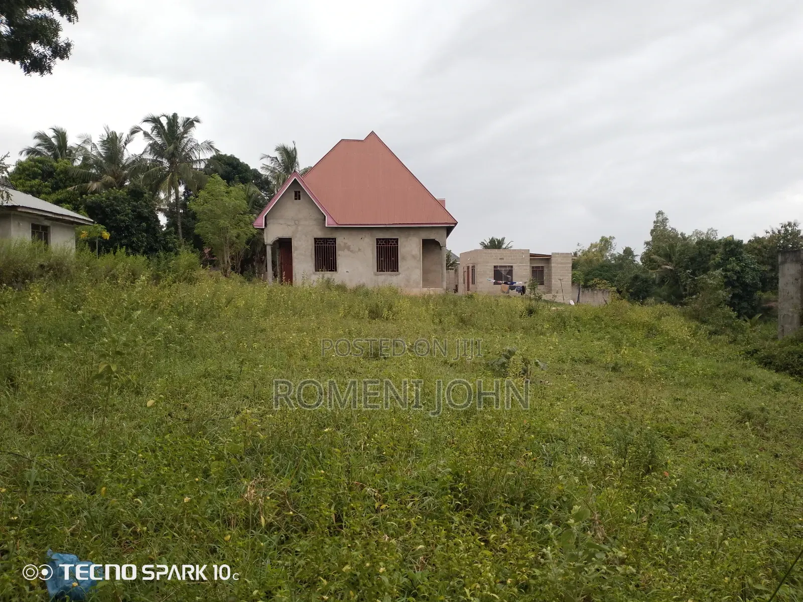 Kiwanja Sqmita 500 Kinauzwa Gongolamboto Majohe Rada. in Ilala