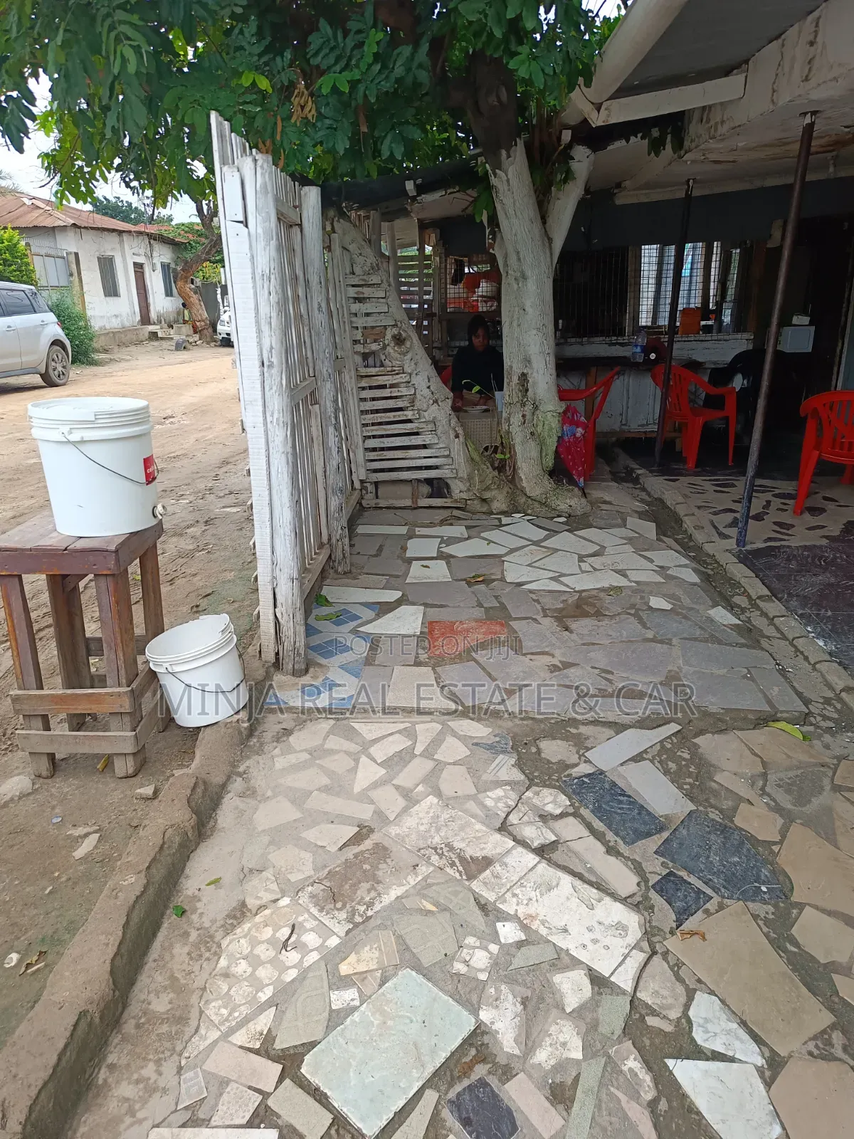 6bdrm House in Kinondoni for sale in Kinondoni