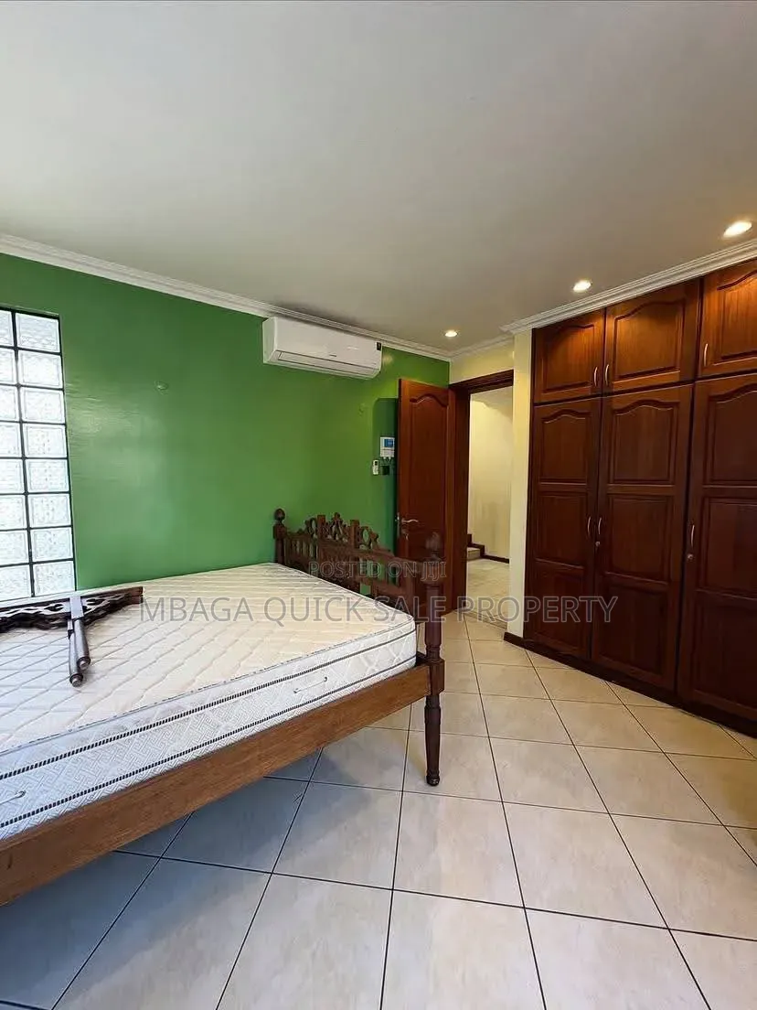 5bdrm House in Masaki for rent in Masaki