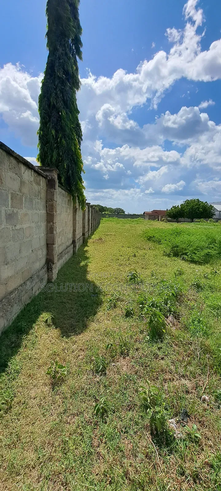 Eneo Linauzwa Ununio in Kunduchi