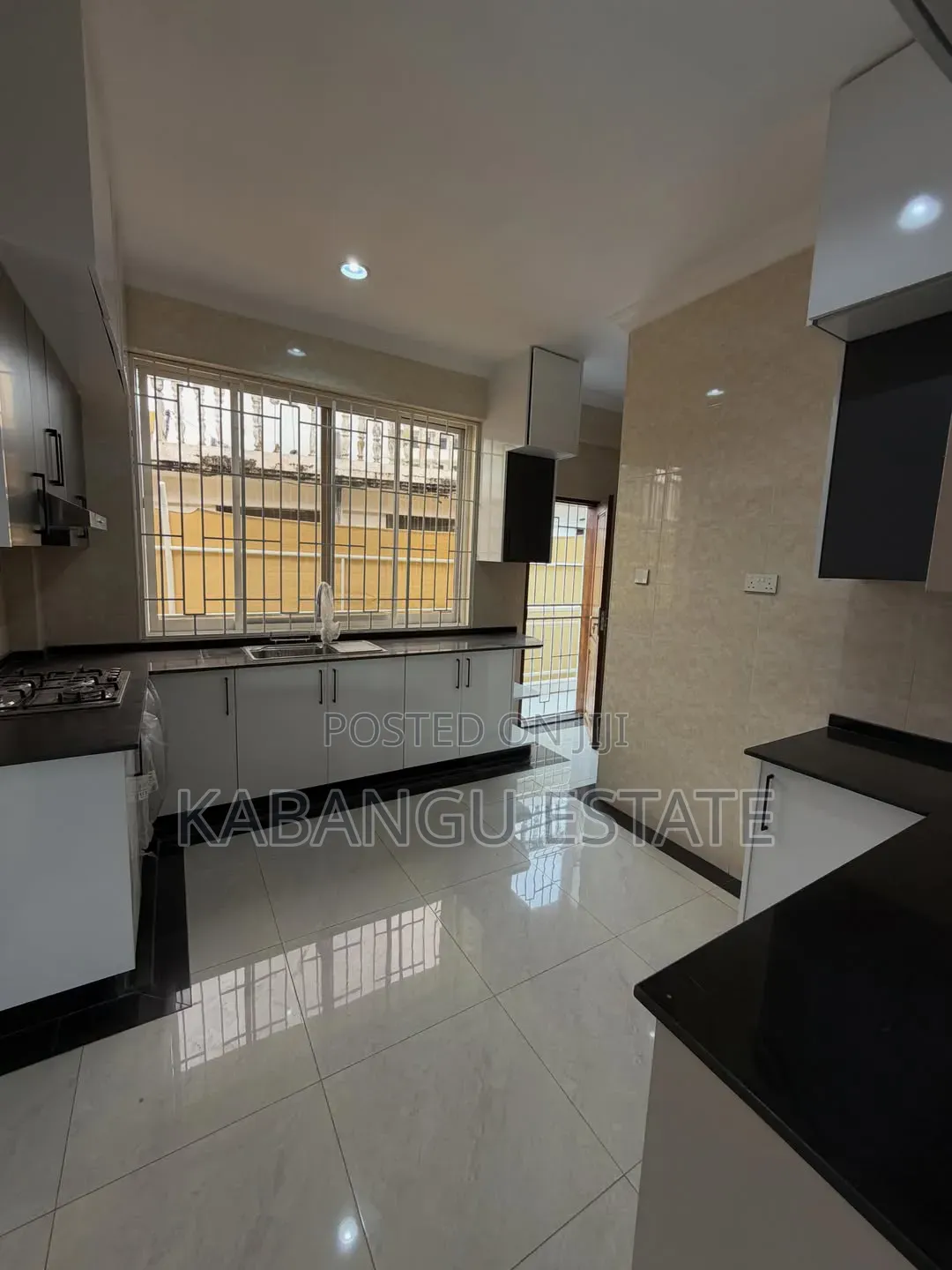 3bdrm Apartment in Msasani for rent in Msasani