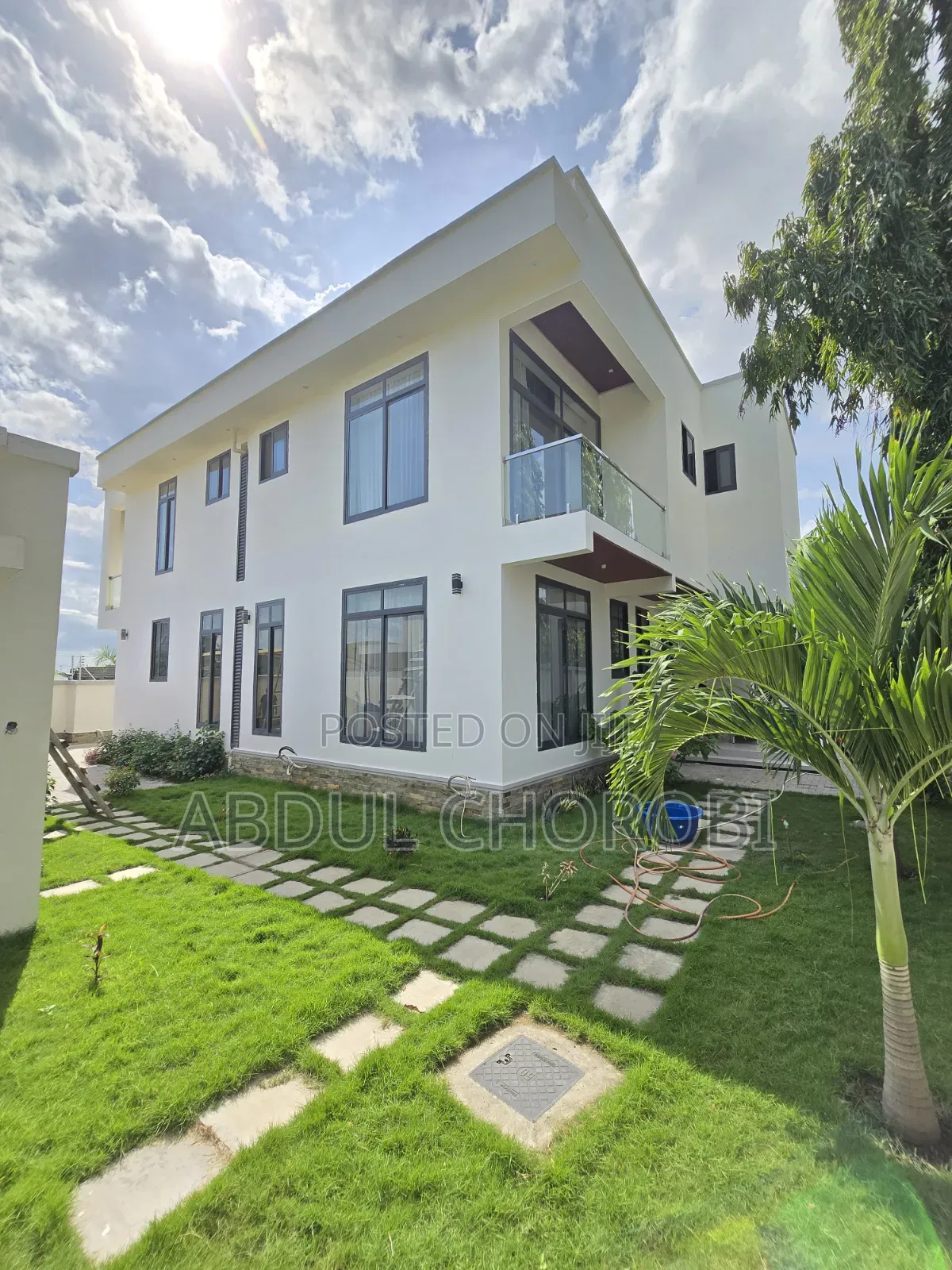 5bdrm Mansion in Mbweni for sale in Mbweni