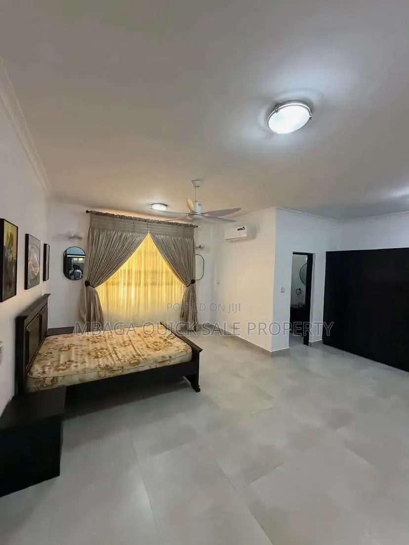 Furnished 5bdrm House in Kawe Beach for rent in Kawe