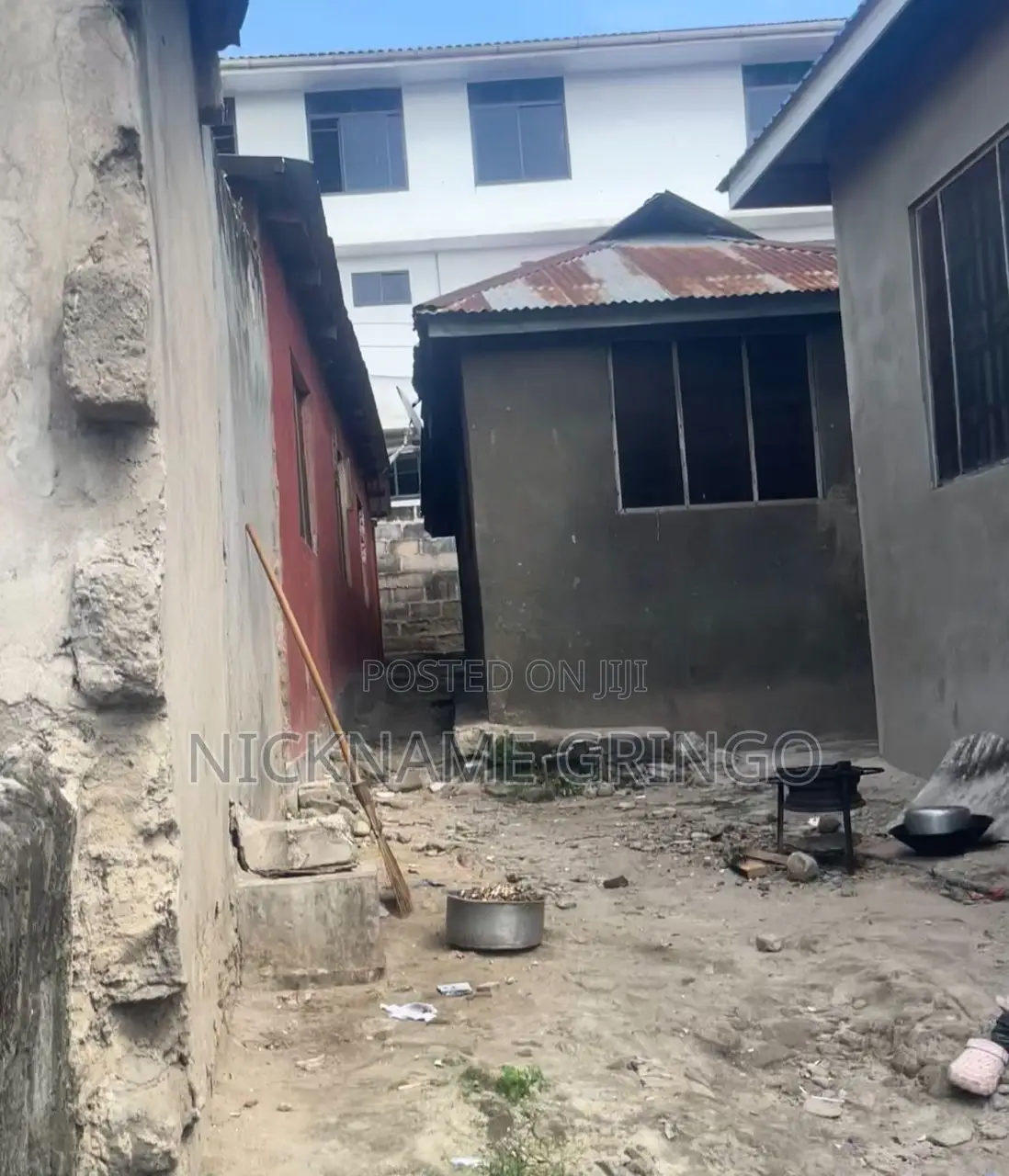 4bdrm House in Mabibo Luwanga for sale in Mabibo