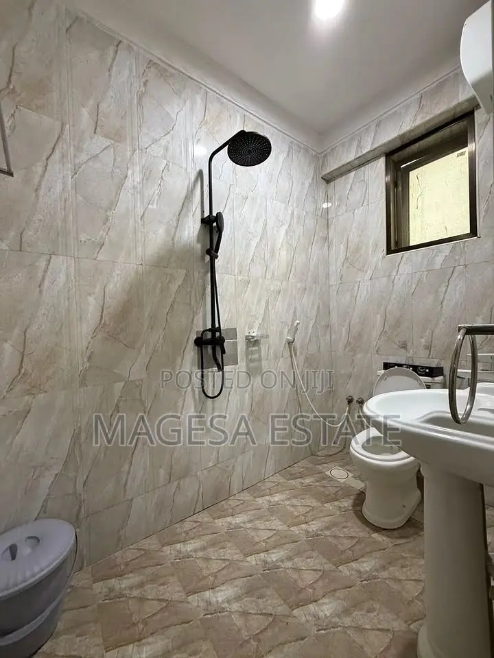 Furnished 3bdrm Apartment in Ada Estate for rent in Ada Estate