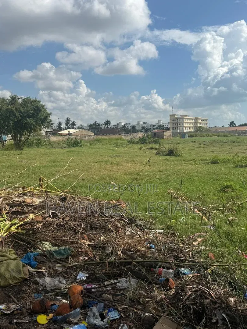 2800sqmt Plot for Sale at Mbezi Beach Africana in Mbezi Beach