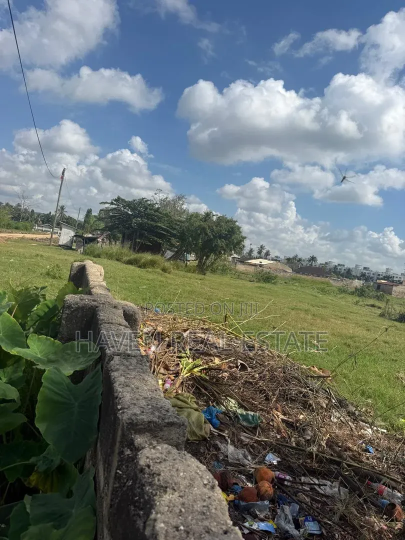 2800sqmt Plot for Sale at Mbezi Beach Africana in Mbezi Beach
