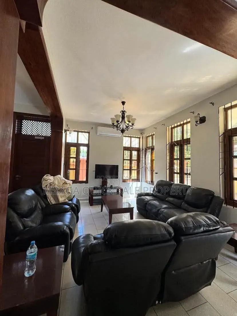 Furnished 3bdrm House in Mwenge, Sinza for rent in Sinza