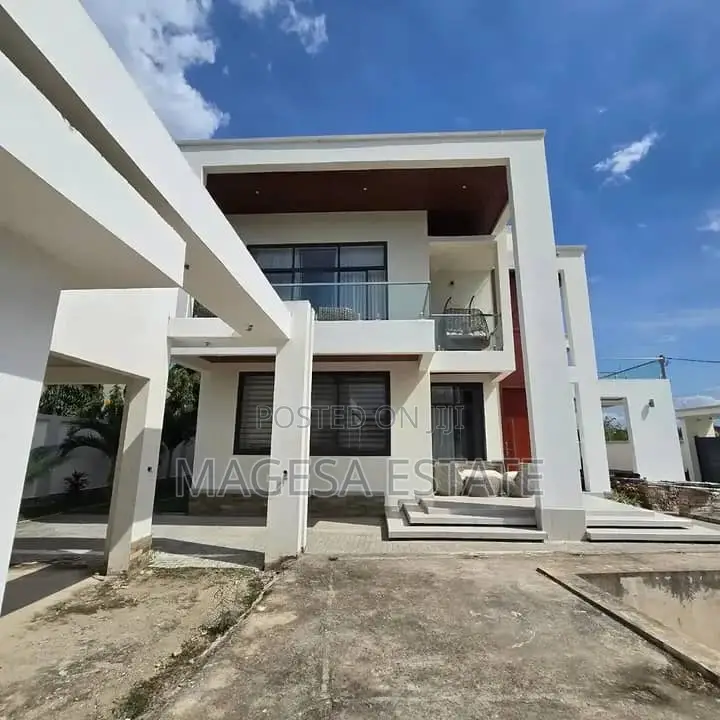 5bdrm House in Mbweni for sale in Mbweni