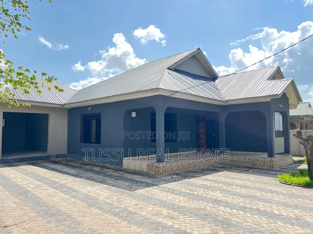 3bdrm House in Boko Msikitini, Kinondoni for sale in Kinondoni