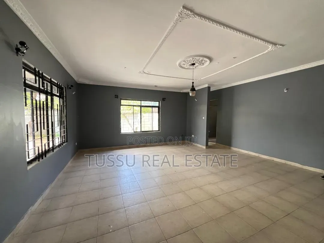 3bdrm House in Boko Msikitini, Kinondoni for sale in Kinondoni