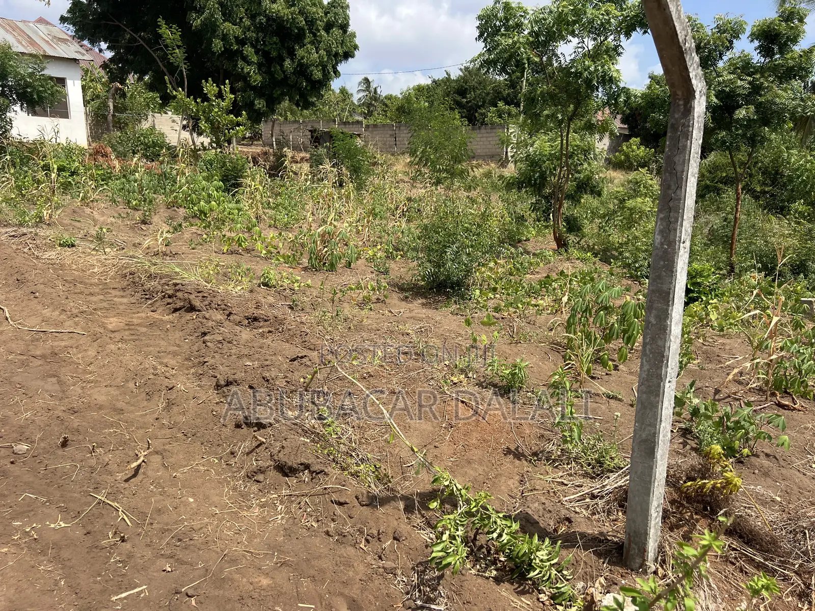 Kiwanja Madale Kwa Kawawa in Goba